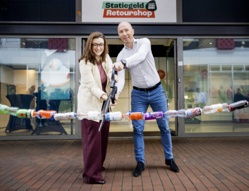 Leidse Statiegeld Retourshop feestelijk geopend